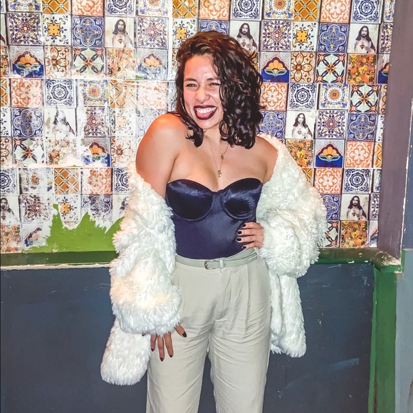 β¨ LET'S BE FRIENDS! - Picture 2 of 8